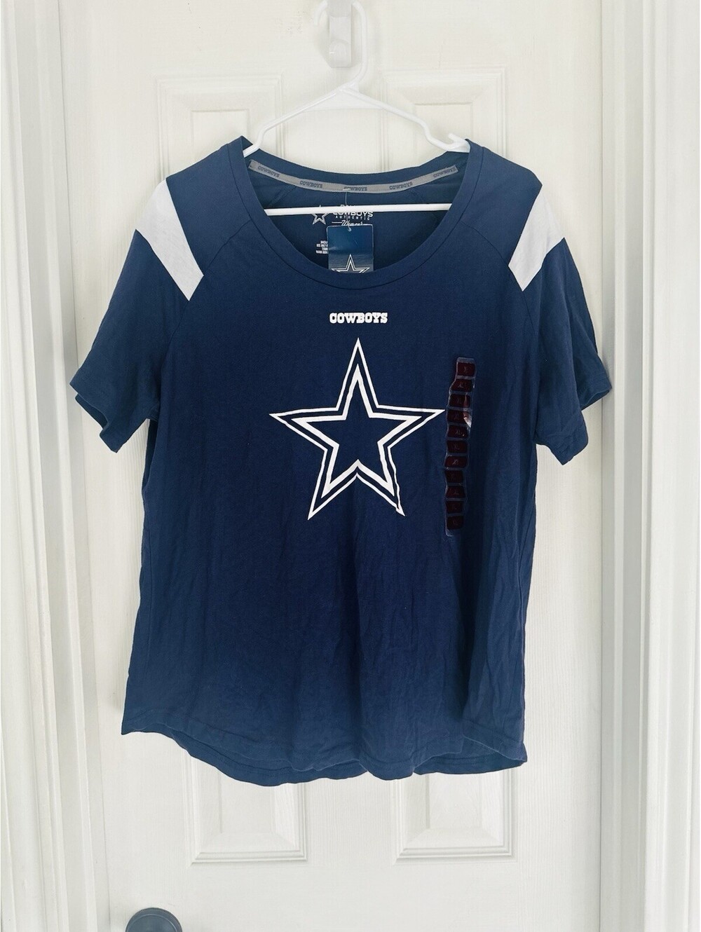 NWT Dallas Cowboys Authentic Women's T-Shirt ADULT XL Football Sports